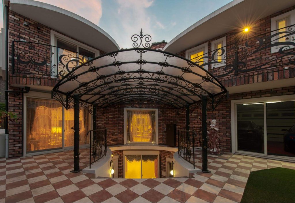 優雅なデザインのセカンドハウス