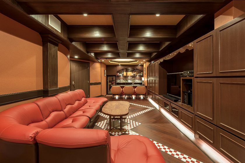 重厚感ある地下ホビールームが叶える、特別なおもてなし空間